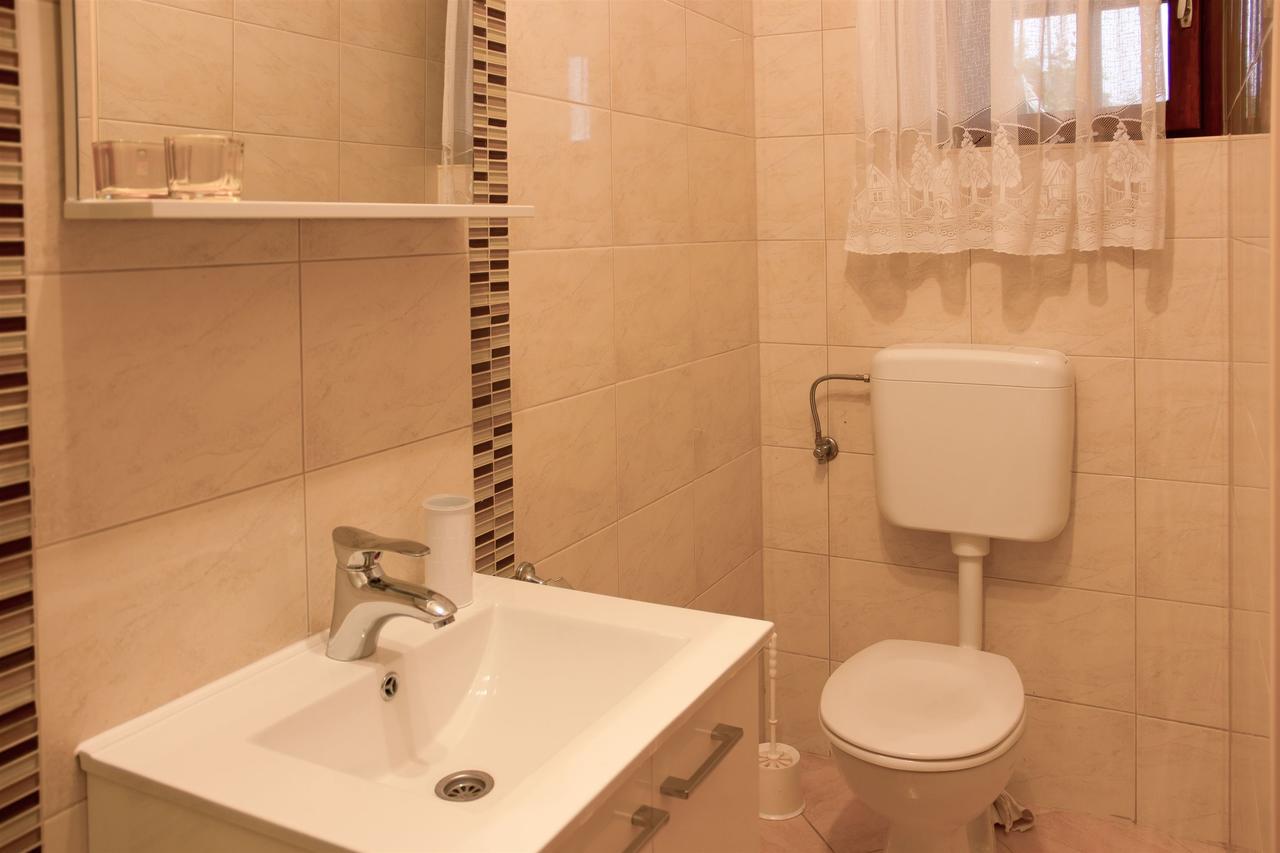 Apartments Marijana セニ エクステリア 写真
