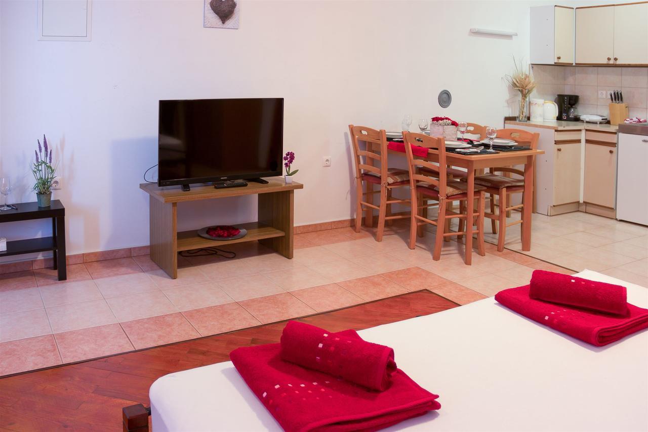 Apartments Marijana セニ エクステリア 写真